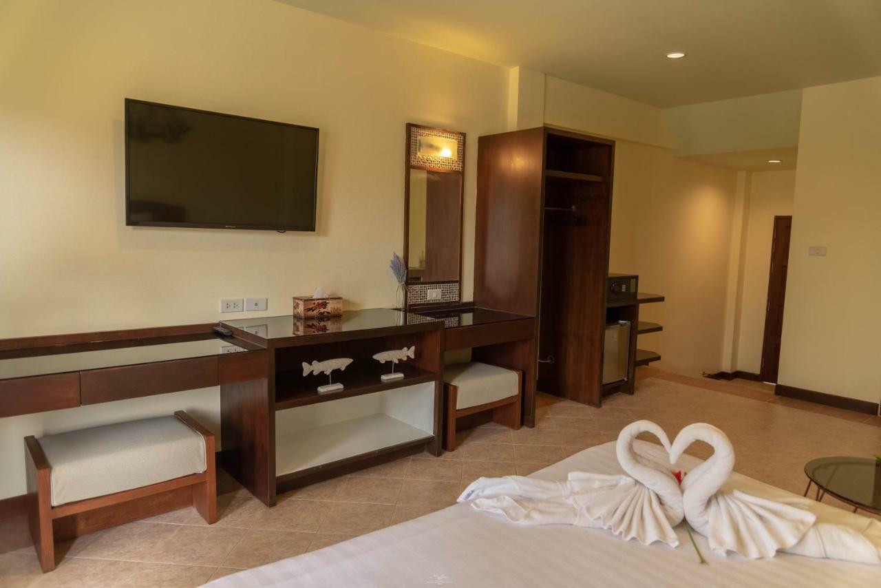 Park 38 Hotel - Sha Plus Phuket Extérieur photo
