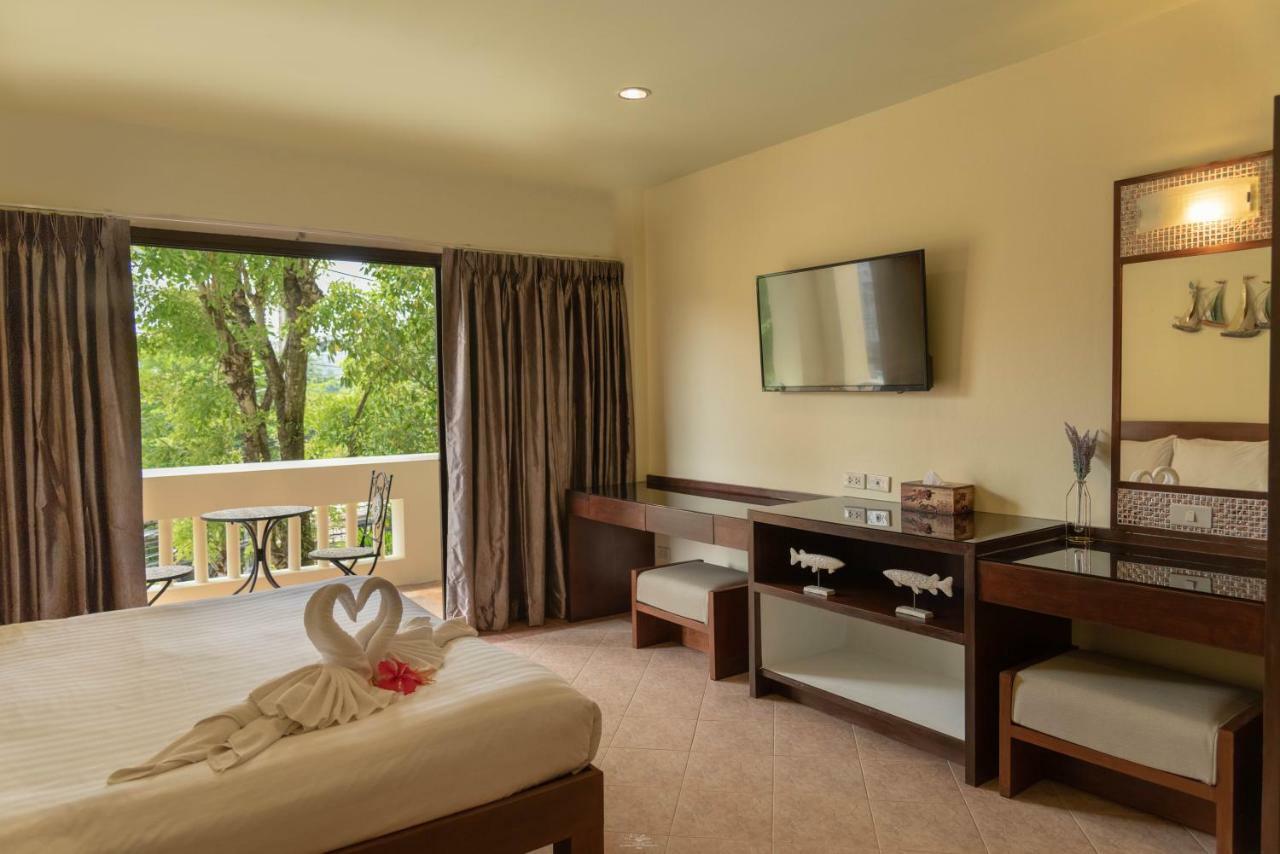 Park 38 Hotel - Sha Plus Phuket Extérieur photo